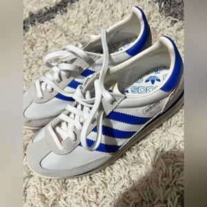 Adidas White & Royal Blue Classic Runner Sneakers